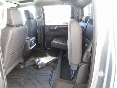 New 2026 Chevrolet Silverado 3500 LTZ w/ LTZ Convenience Package image 38