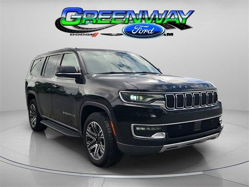 Used 2022 Jeep Wagoneer Series III w/ Flexible Seating Group image 1