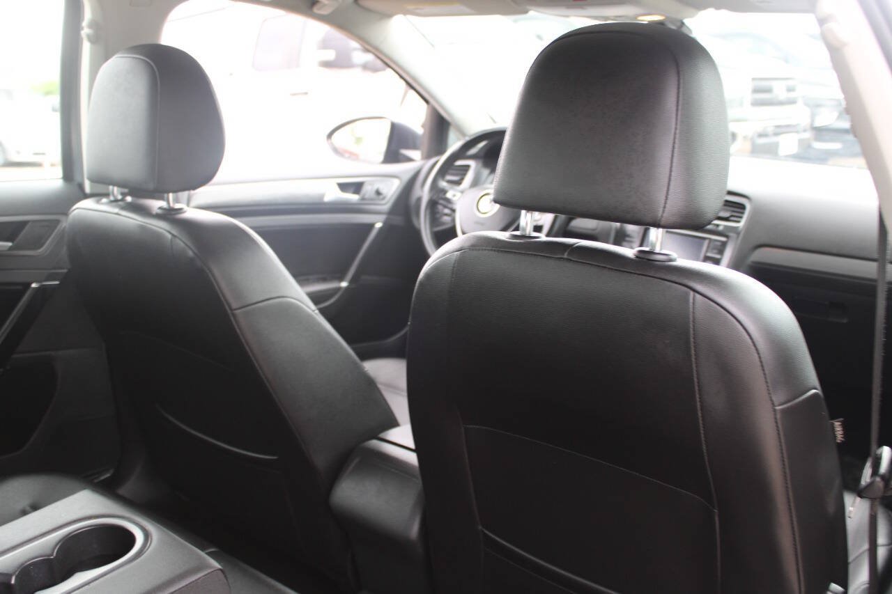 Used 2021 Volkswagen Golf 4-Door FWD image 10