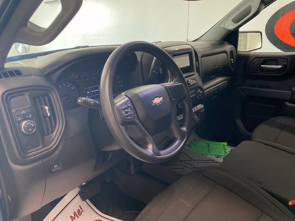 Used 2024 Chevrolet Silverado 1500 Custom w/ LPO, Dark Essentials Package RWD image 13