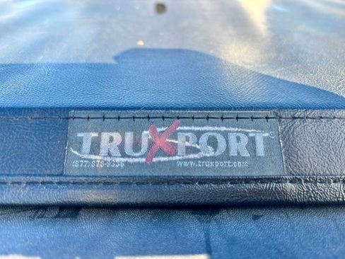 Used 2011 Ford F250 Lariat w/ Lariat Interior Pkg image 31