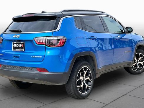 Used 2025 Jeep Compass Limited AWD/4WD image 13