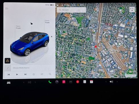 Used 2024 Tesla Model Y Long Range image 14