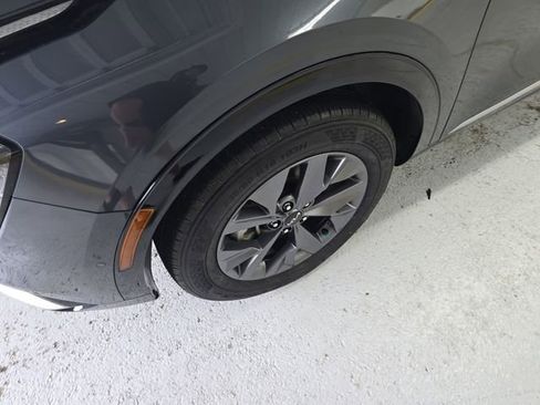 Certified 2023 Kia Sportage SX Prestige image 9