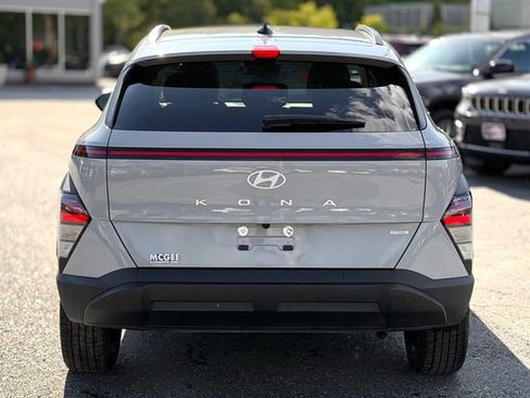Used 2025 Hyundai Kona SEL AWD/4WD image 4