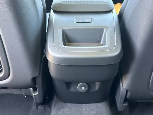 New 2026 Volvo XC60 B5 Plus w/ Climate Package image 15
