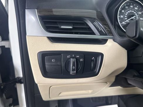 Used 2016 BMW X1 xDrive28i AWD/4WD image 13