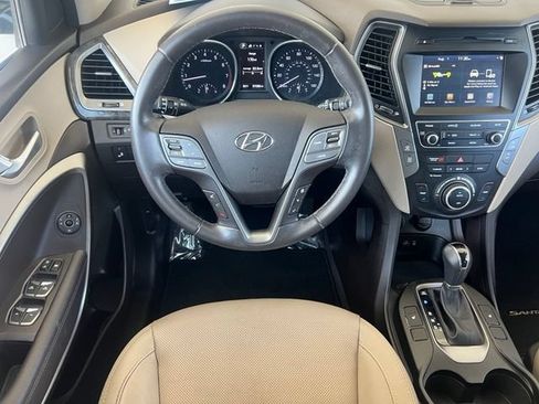 Used 2017 Hyundai Santa Fe Sport FWD image 8