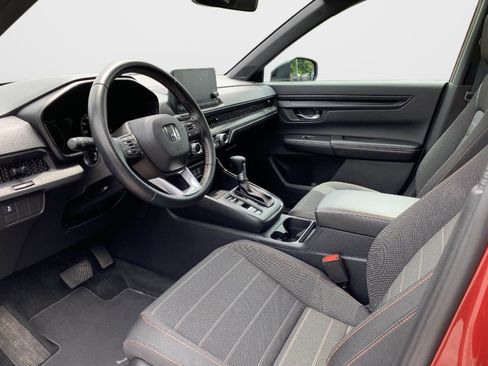 Certified 2025 Honda CR-V Sport image 31
