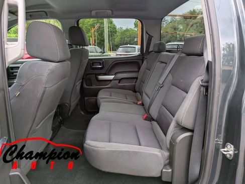 Used 2018 Chevrolet Silverado 1500 LT AWD/4WD image 16