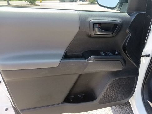 Used 2023 Toyota Tacoma SR RWD image 11