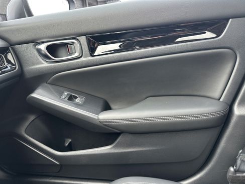 Used 2022 Honda Civic Touring image 22