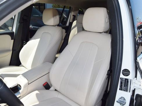 Used 2020 Mercedes-Benz GLB 250 4MATIC image 28