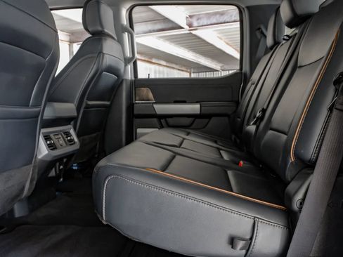 Used 2025 Ford F250 Lariat AWD/4WD image 39