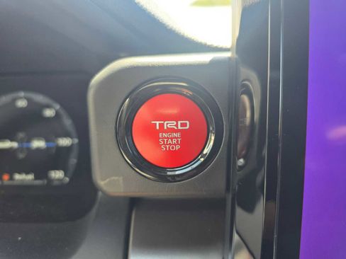 Used 2024 Toyota Tacoma TRD Sport w/ TRD Sport Upgrade Package AWD/4WD image 30