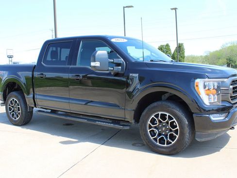 Used 2022 Ford F150 XLT w/ Equipment Group 302A High AWD/4WD image 3