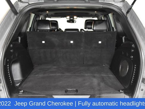 Used 2022 Jeep Grand Cherokee Laredo X image 31