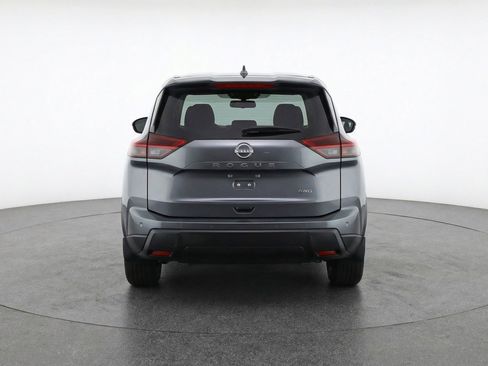 Used 2025 Nissan Rogue SV image 6