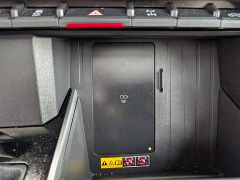 Used 2025 Toyota Tundra Platinum w/ TRD Off-Road Package image 17