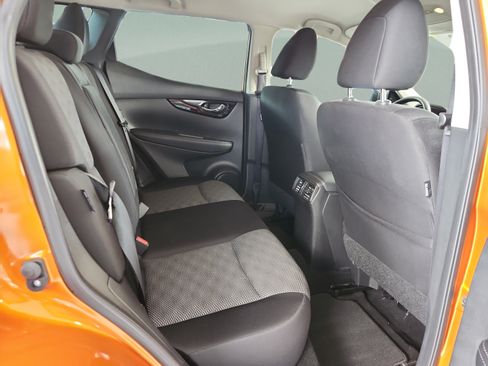 Used 2022 Nissan Rogue Sport SV FWD image 19