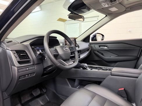 Used 2026 Nissan Rogue SV w/ SV Premium Package AWD/4WD image 15
