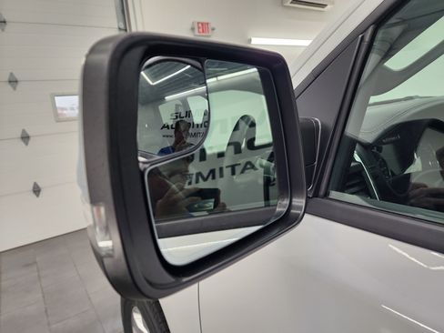 Used 2024 RAM 1500 Laramie image 31