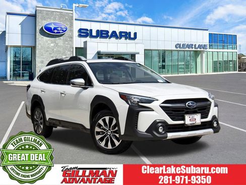 Certified 2025 Subaru Outback Touring AWD/4WD image 1
