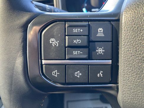 Used 2024 Ford F350 Platinum image 16