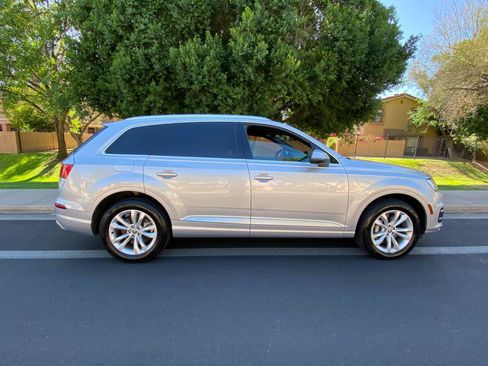 Used 2019 Audi Q7 3.0T Premium w/ Convenience Package AWD/4WD image 7