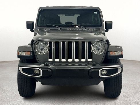 Used 2020 Jeep Wrangler Unlimited Sahara AWD/4WD image 3
