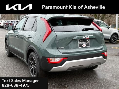 New 2026 Kia Niro EX image 4