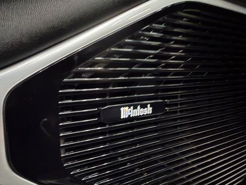 Used 2022 Jeep Wagoneer Series III w/ Premium Group I image 11