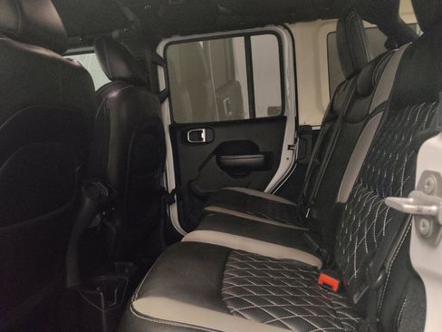 Used 2018 Jeep Wrangler Unlimited Sport S AWD/4WD image 18