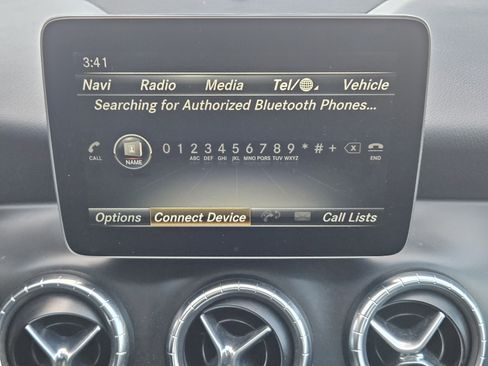 Used 2019 Mercedes-Benz CLA 250 4MATIC image 17