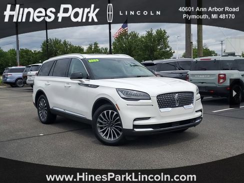 Used 2023 Lincoln Aviator AWD w/ Premium Package image 1