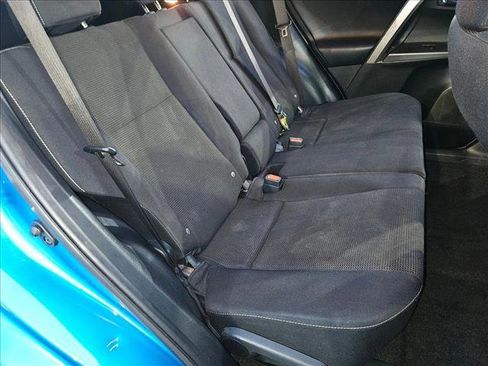 Used 2018 Toyota RAV4 XLE image 18