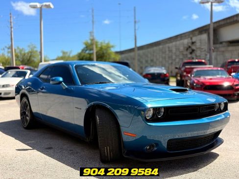 Used 2021 Dodge Challenger R/T w/ Blacktop Package RWD image 8