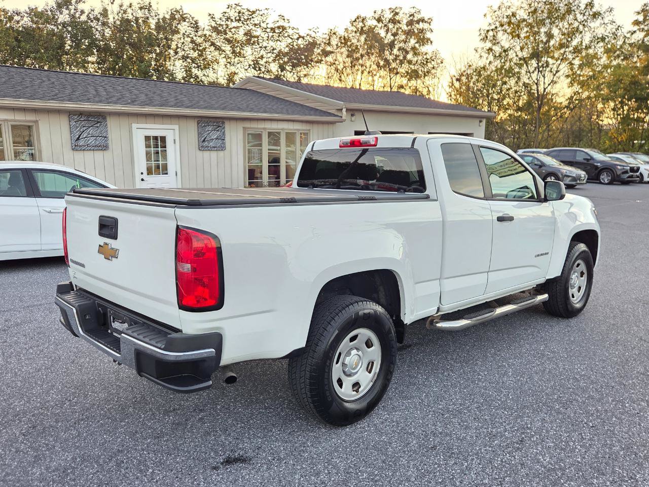 Used 2017 Chevrolet Colorado W/T w/ WT Convenience Package RWD image 10