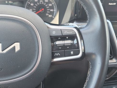 Used 2023 Kia Sorento EX AWD/4WD image 37