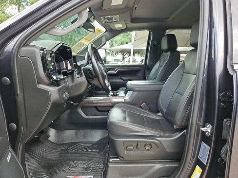 Used 2024 Chevrolet Silverado 2500 LTZ w/ LTZ Plus Package AWD/4WD image 9