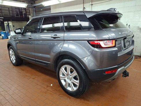 Used 2017 Land Rover Range Rover Evoque SE Premium image 6