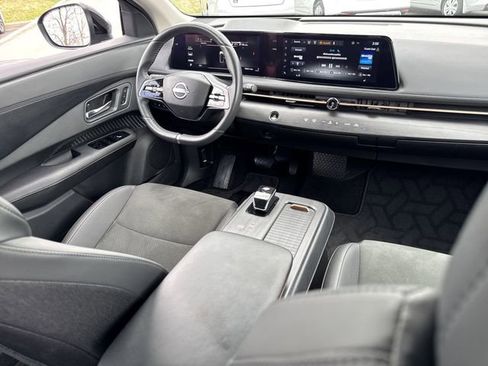 Certified 2024 Nissan Ariya AWD image 24