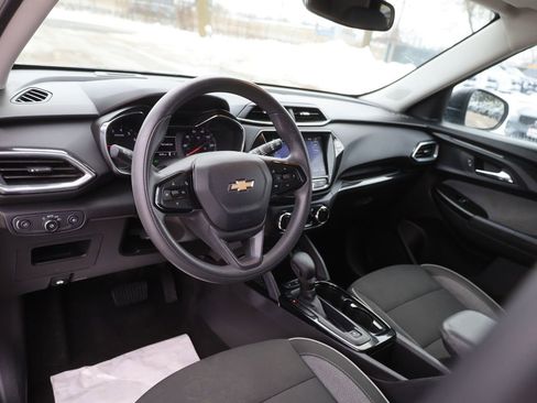 Used 2023 Chevrolet TrailBlazer LT w/ Convenience Package FWD image 29