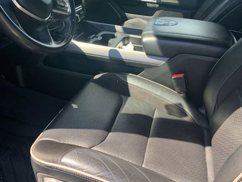 Used 2022 RAM 1500 Laramie AWD/4WD image 47