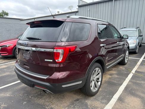 Used 2018 Ford Explorer Limited w/ Class II Trailer Tow Package FWD image 8