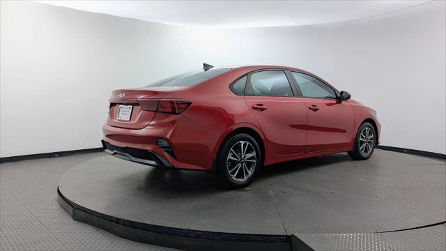 Used 2023 Kia Forte LXS FWD image 8