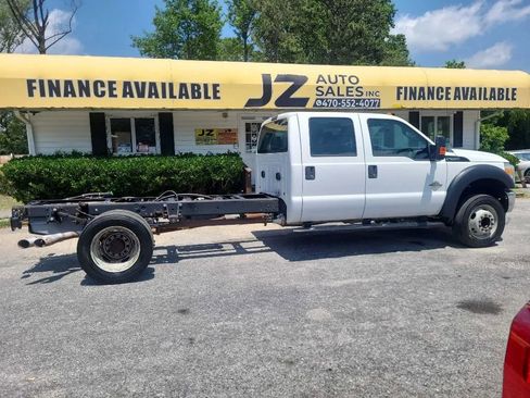 Used 2016 Ford F550 2WD Crew Cab Super Duty w/ Power Equipment Group image 4