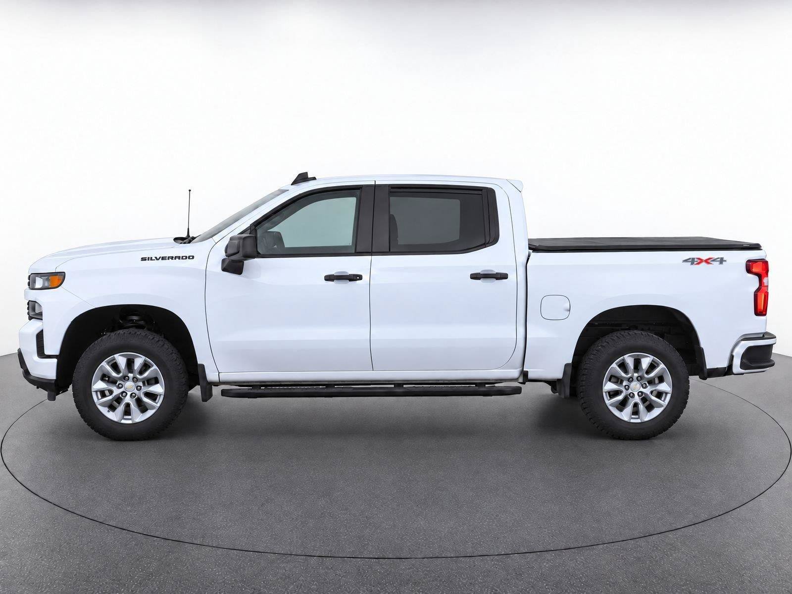 Used 2021 Chevrolet Silverado 1500 Custom w/ LPO, Dark Essentials Package AWD/4WD image 7