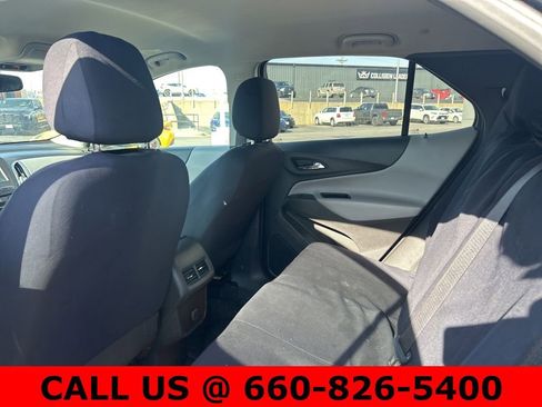 Used 2018 Chevrolet Equinox LT image 9