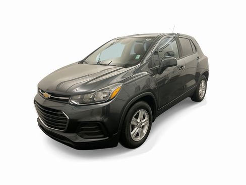 Used 2020 Chevrolet Trax LS w/ Tint and Cruise Package image 27